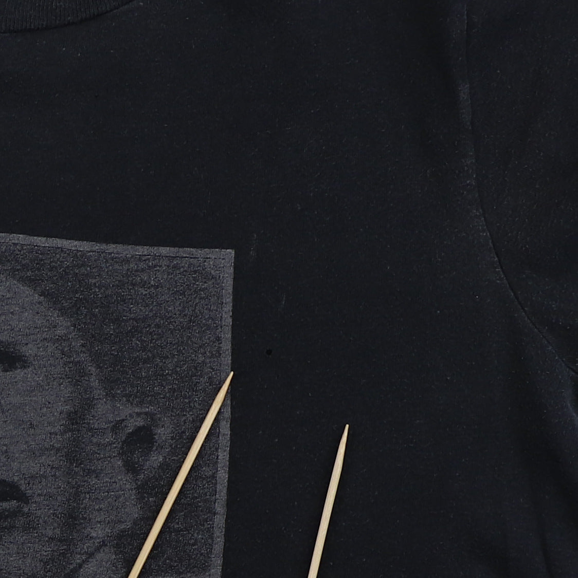 1977 Queen News Of The World Shirt Style001