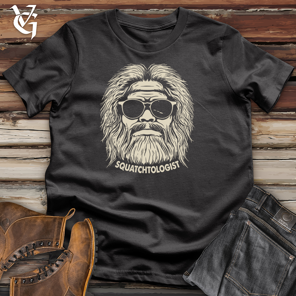 Vintage Retro Squatch Cotton Tee