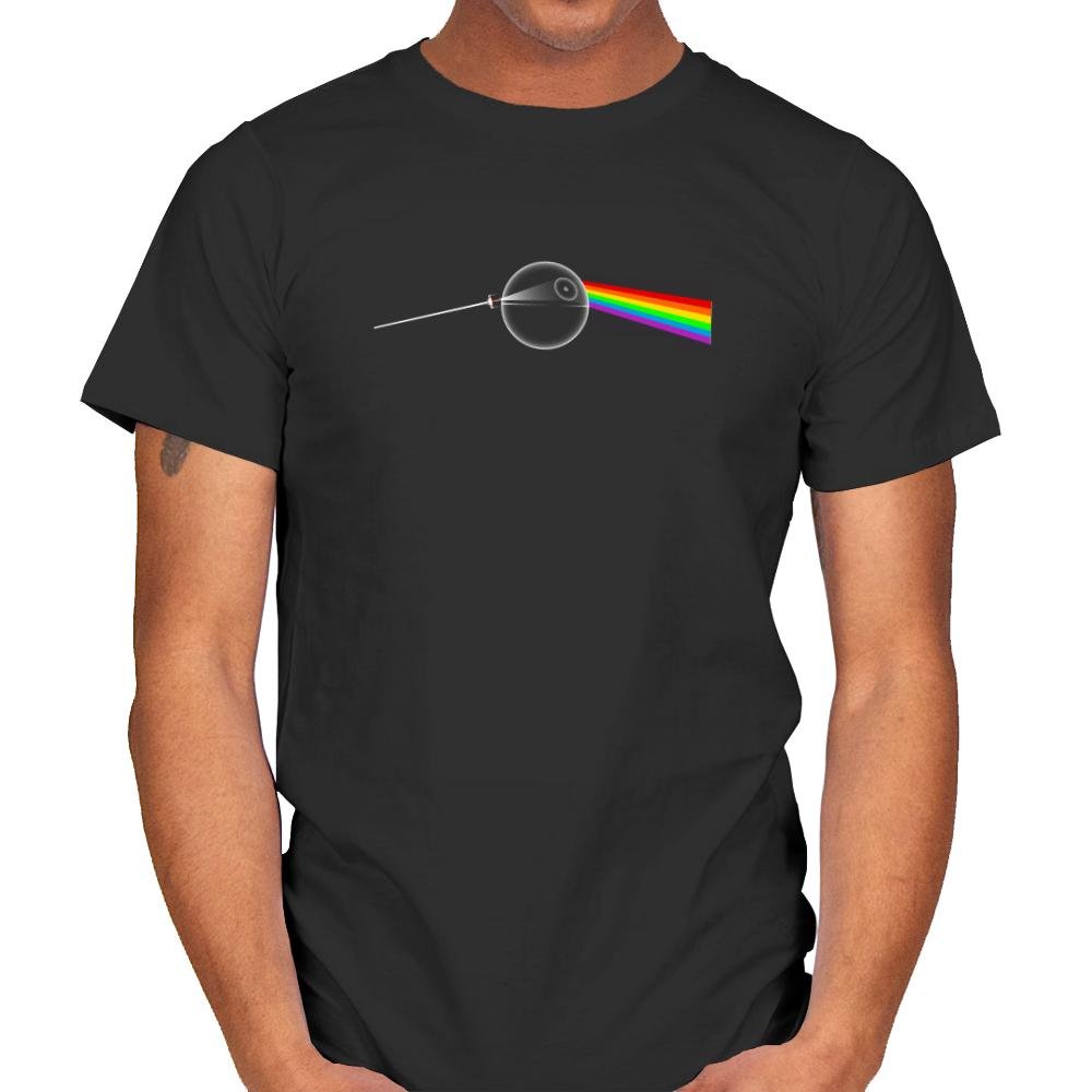 Dark Side of… That’s NO MOON! Exclusive