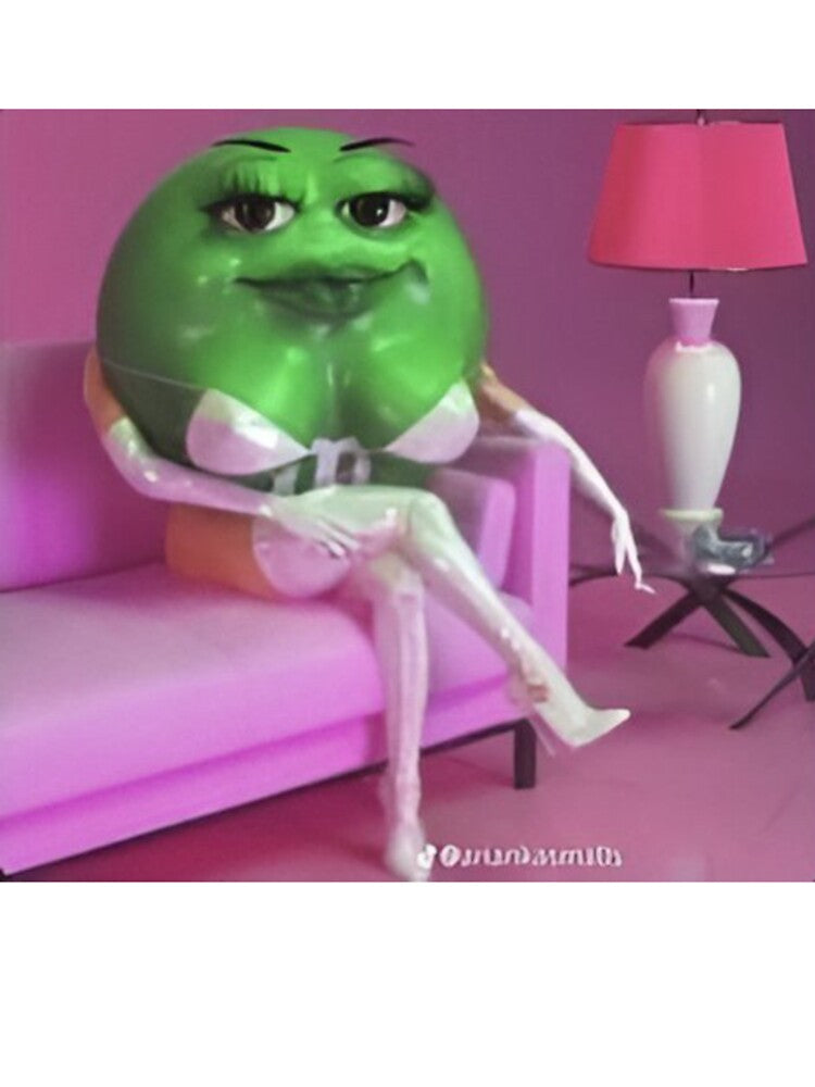 Green m&m by Tuma Drentanga