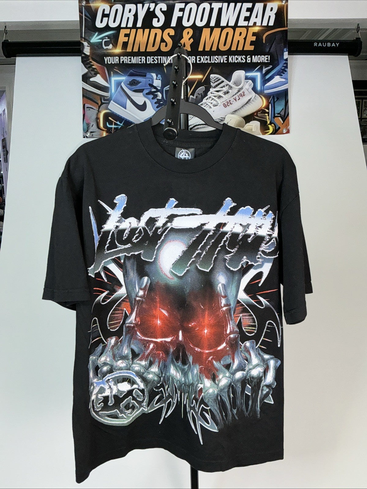 Lost Hills Skull Flipping Off Black Medium T-Shirt