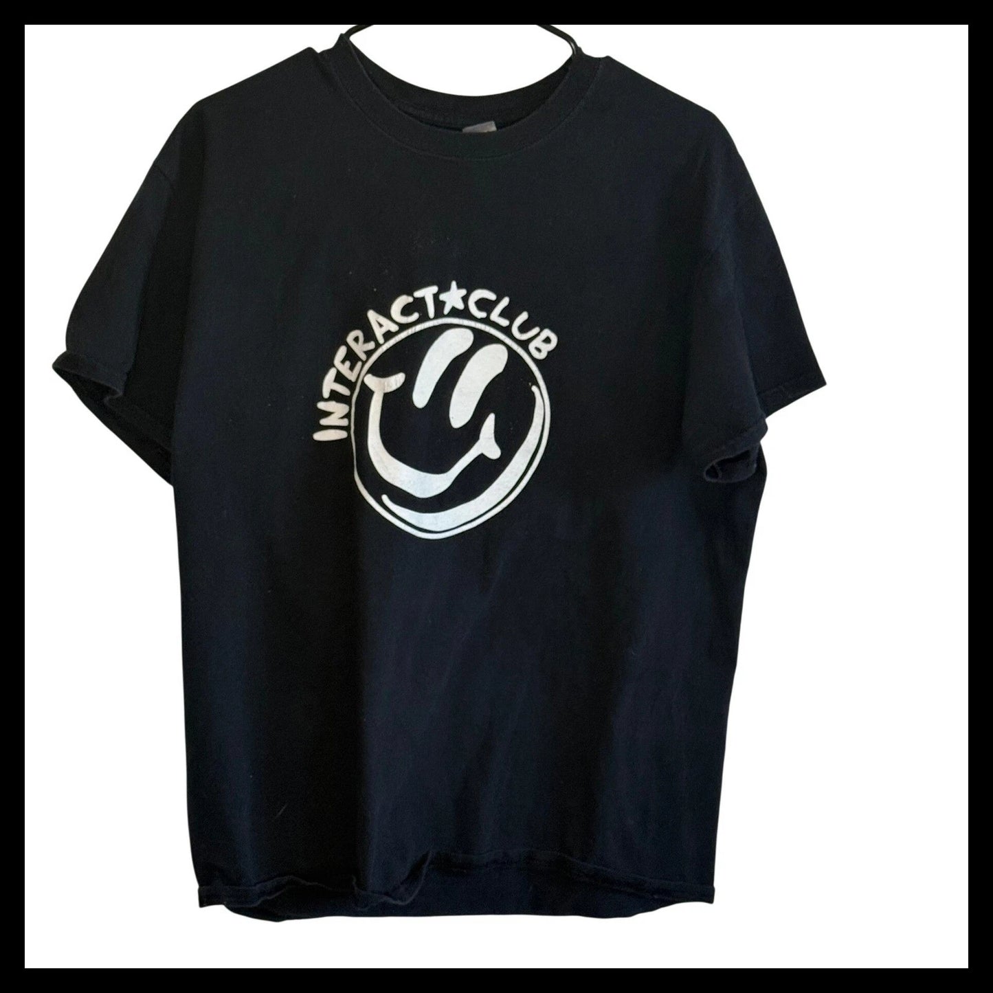 Gildan Interact Club Smiley Face Graphic T-Shirt Black Large Heavy Cotton Tee