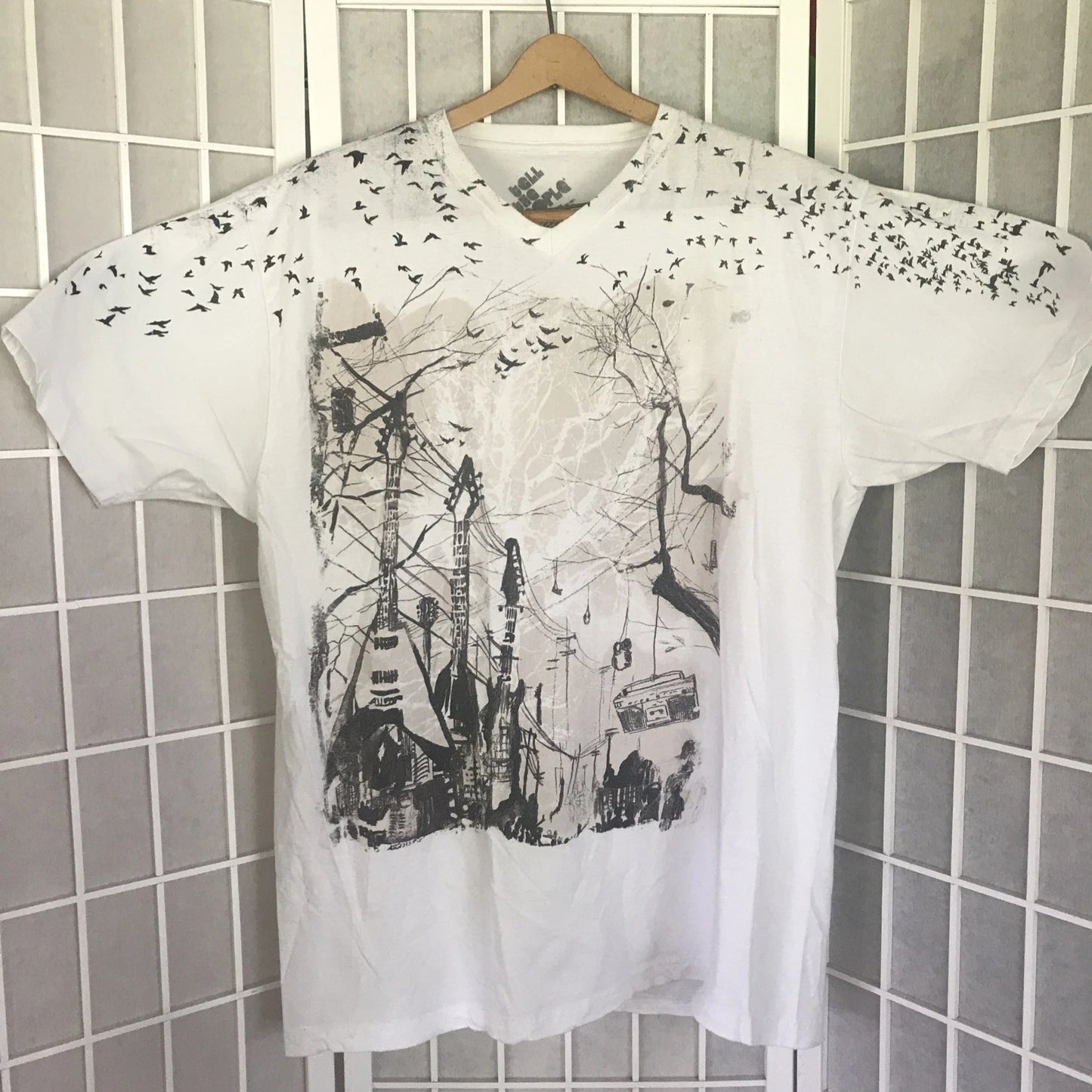 Tell The People T-Shirt XL Guitar Telephone Poles Birds Artistic Design to Wear