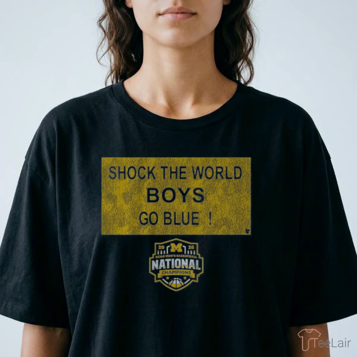 Michigan Wolverines MBB 2026 National Champions Shock The World Sign Shirt