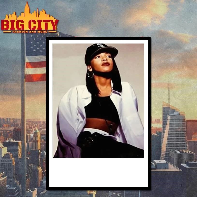 Sacai Aaliyah Photo Graphic Shirt
