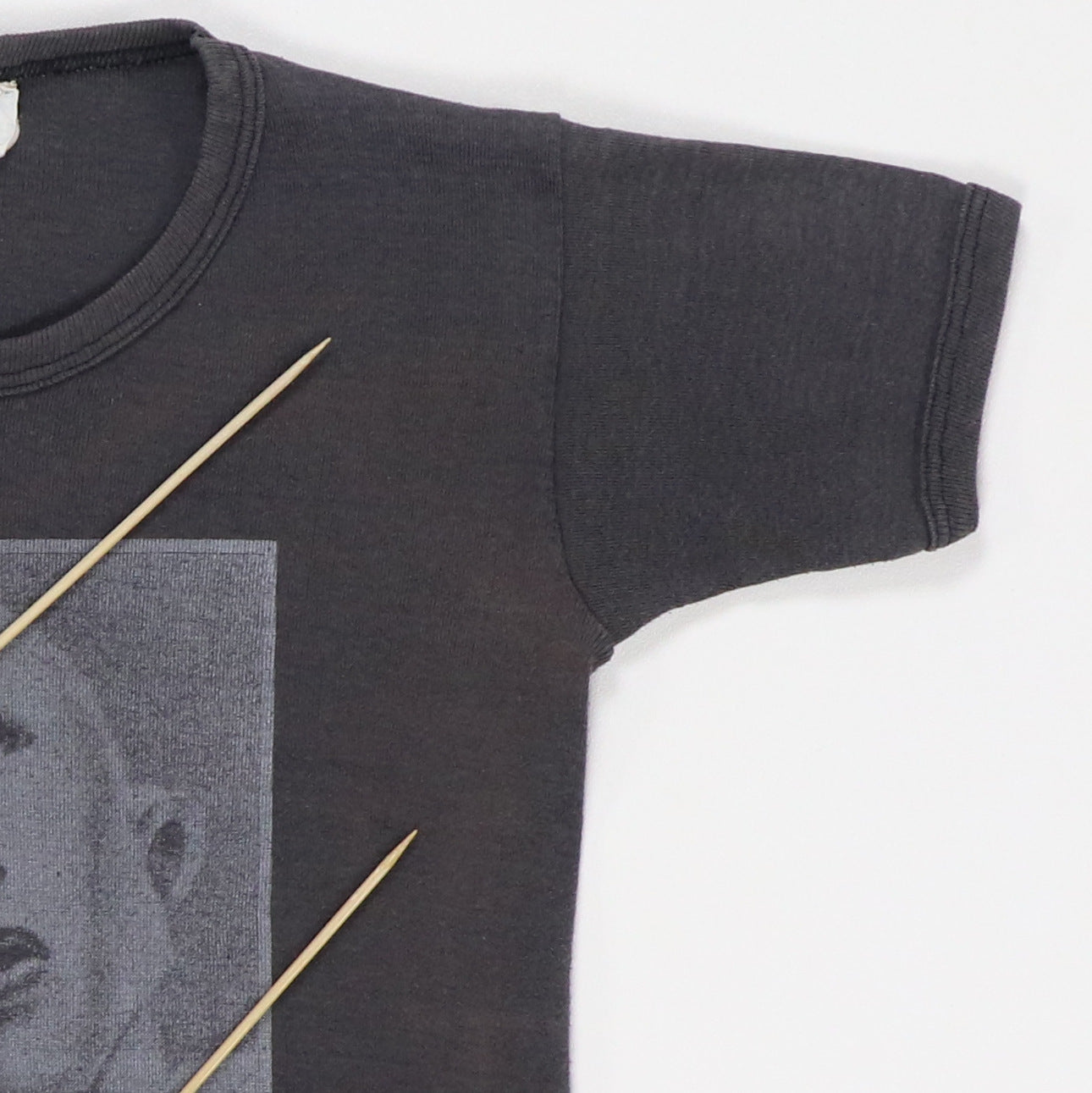 1977 Queen News Of The World Shirt Style003