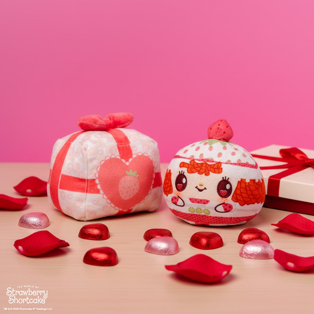 Valentine Present Strawberry Shortcake 4" Strawberry-Scented Reversible Plushie