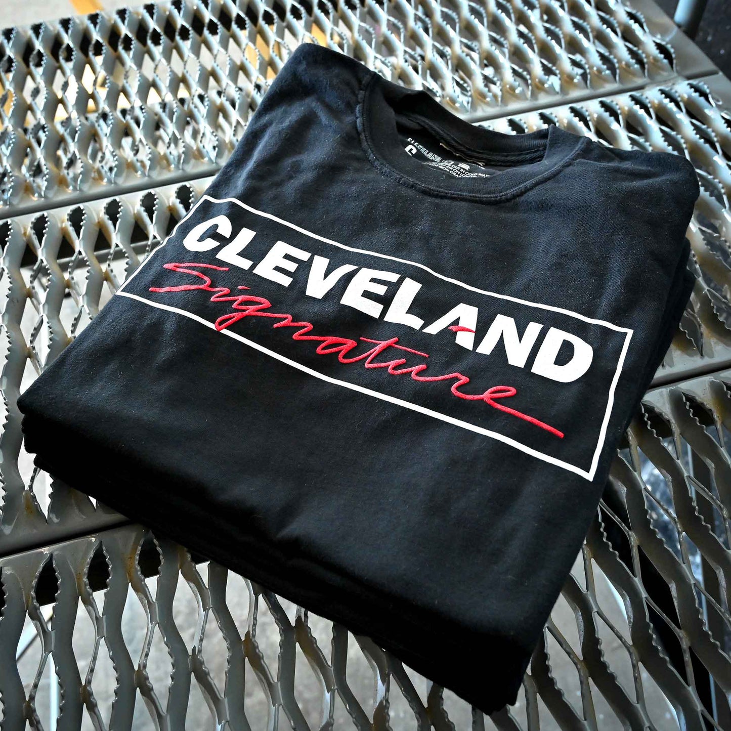 Cleveland Signature - Mens/Unisex Crew T-shirt