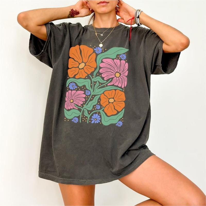 Flower Shirt, Flower Market Shirt, Floral Graphic Tee, Wildflower Shirt, Aesthetic T-shirt, Trendy Crewneck, Gift for Her, Comfort Colors Shirt