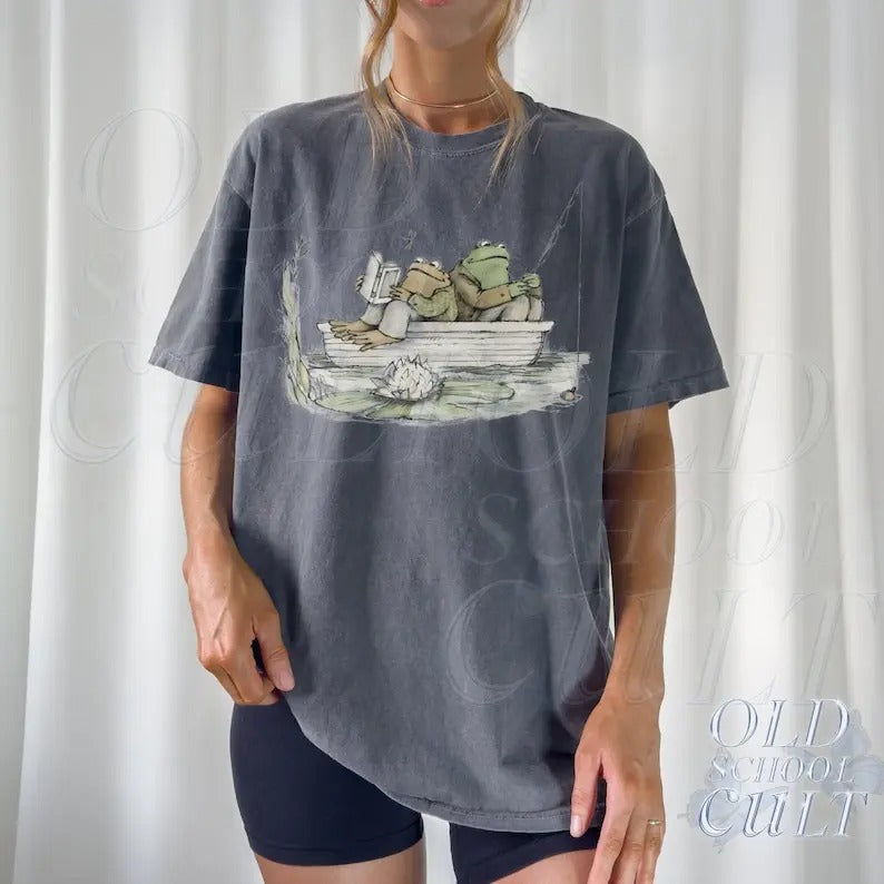 Frog 90s VintageShirt, Retro Toad Tee, Nature Shirt, 2000s Frog T-Shirt, Book Lovers Shirt, Oversize Cute Cotton Washed...