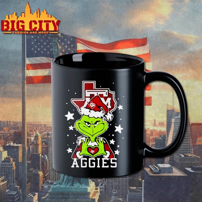 Grinch love Texas A&amp;M Aggies Christmas ’25 shirt