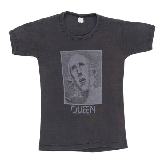 1977 Queen News Of The World Shirt Style003