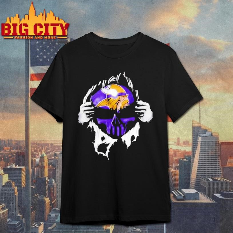 Ripped From The Chest Skull Deep Minnesota Vikings Till The Grave Shirt