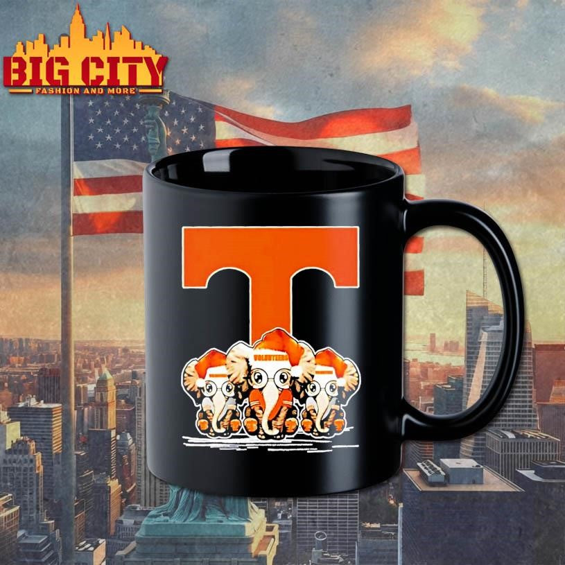 Tennessee Volunteers X Elephants Santa Hat Merry Christmas Shirt
