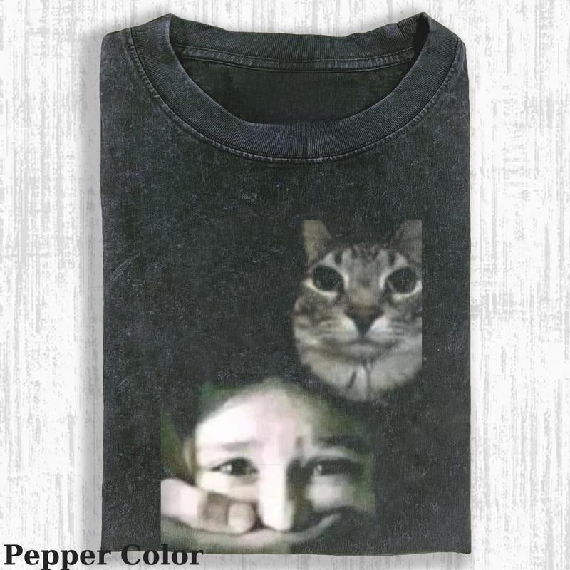 Vintage Cat Kidnaps People T-shirt, Cat T-shirt, Cute Cat Shirt, Love Cat Tshirt, Meme Cringe Funny Dumb Shirts, Unisex Shirt Menswear Womenswear Streetwear
