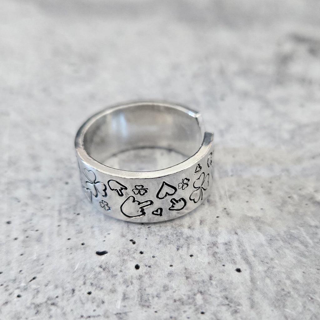 Middle Finger Shamrock St. Patrick's Day Ring