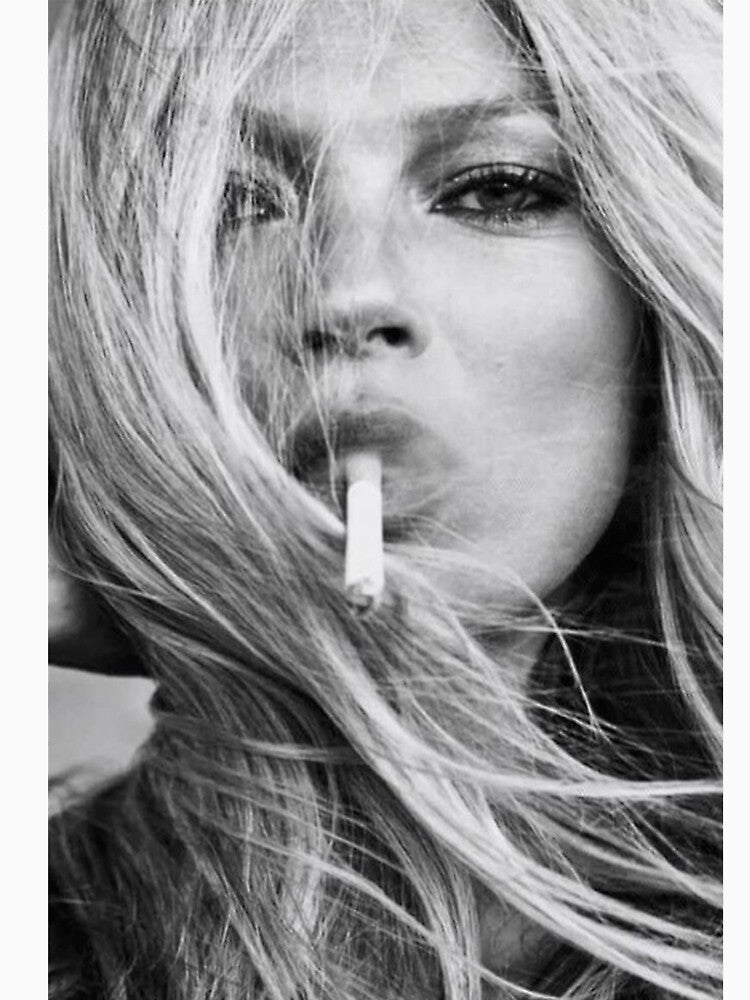 Smoking Kate Iconic Pose by cLarasWilLe