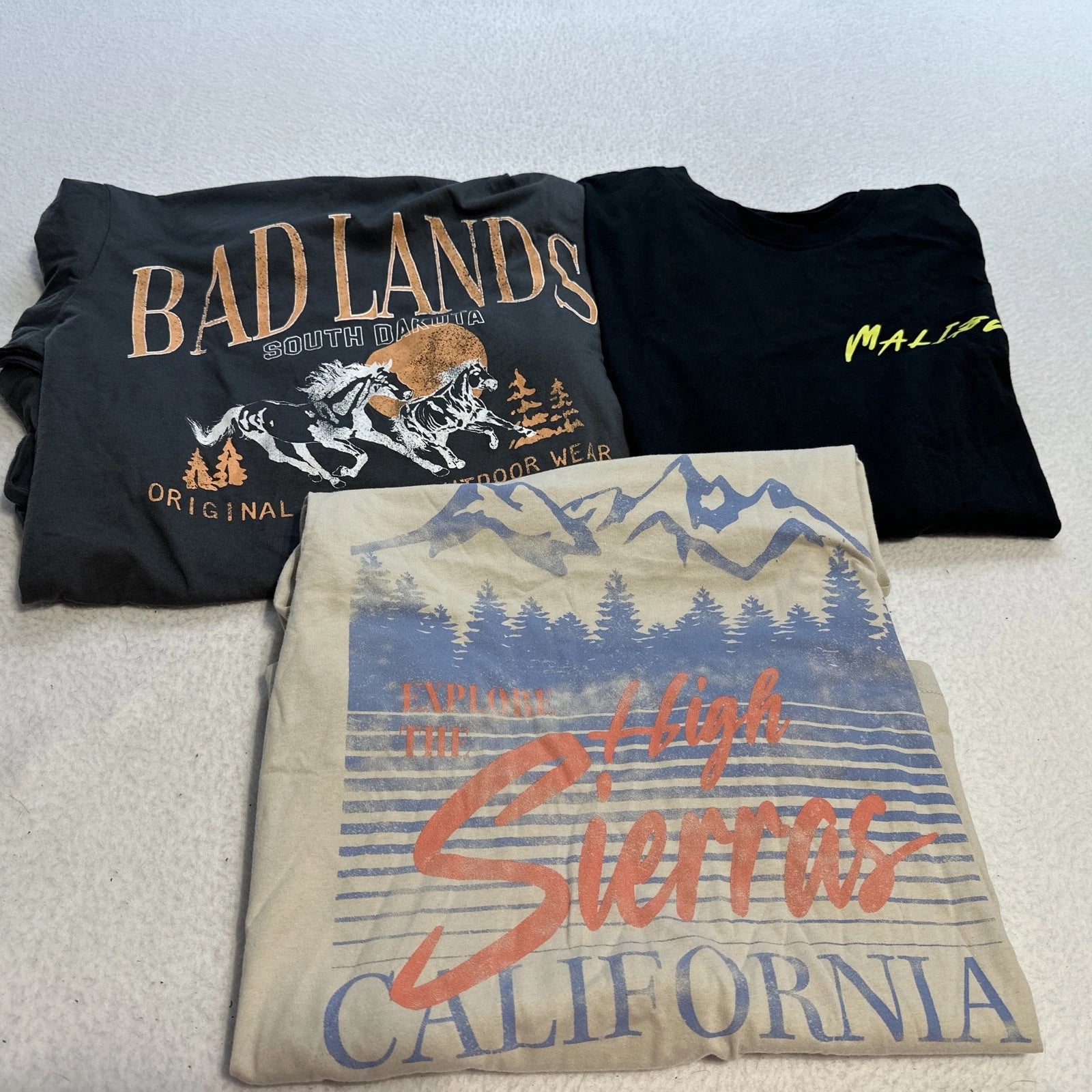 Set Of 3 Long Sleeve Tshirt Size Small Badlands SD, High Sierras, Malibu New