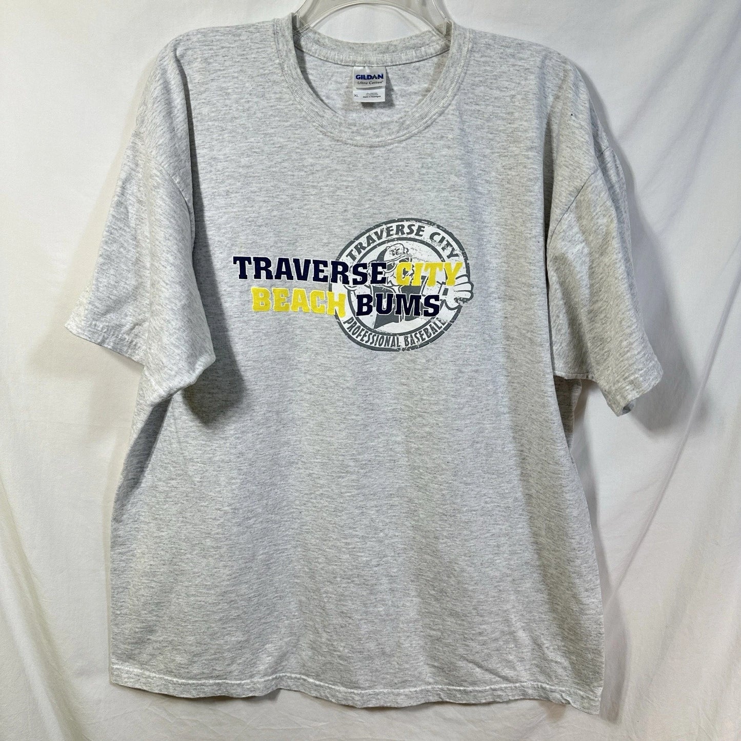 Traverse City Beach Bums Defunct Baseball Team Frontier League XL T-Shirt Y2K