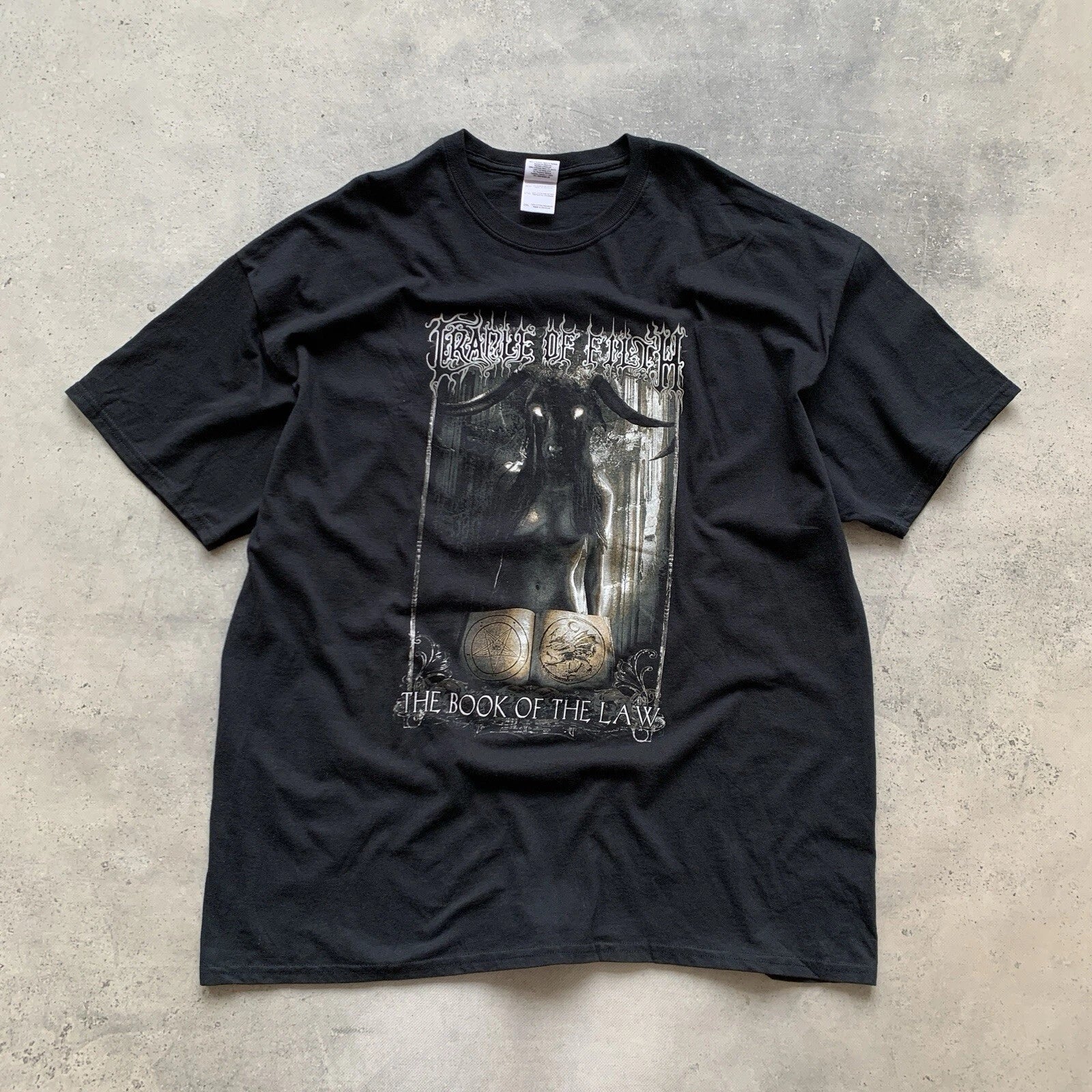 VINTAGE CRADLE OF FILTH THE BOOK OF THE LAW ROCK BAND TEE T-SHIRT MEN'S SIZE 2XL