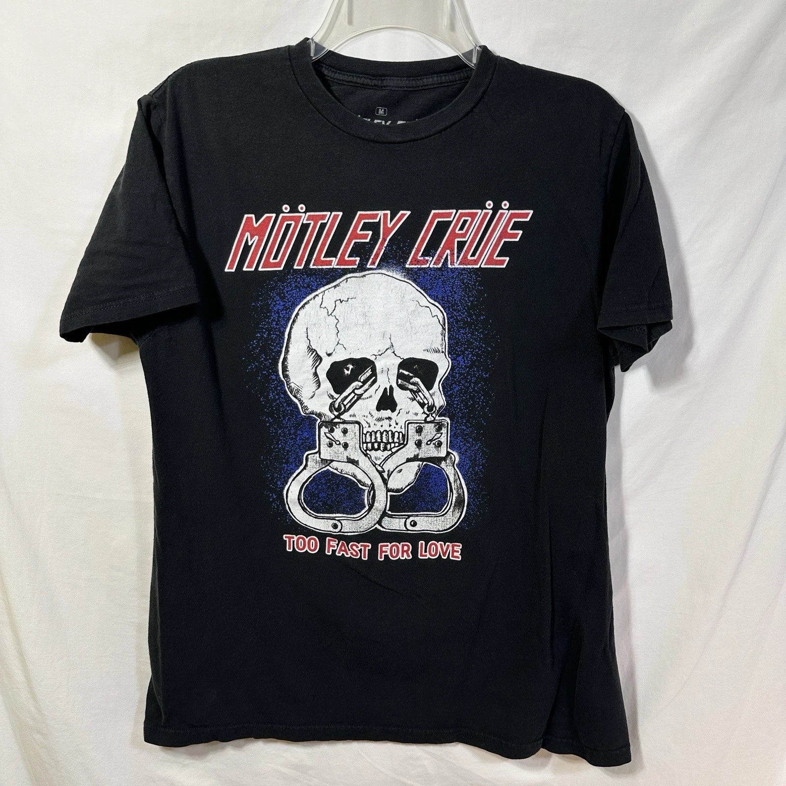 Retro Motley Crue Too Fast for Love Medium Graphic T-Shirt Skull Handcuffs Band