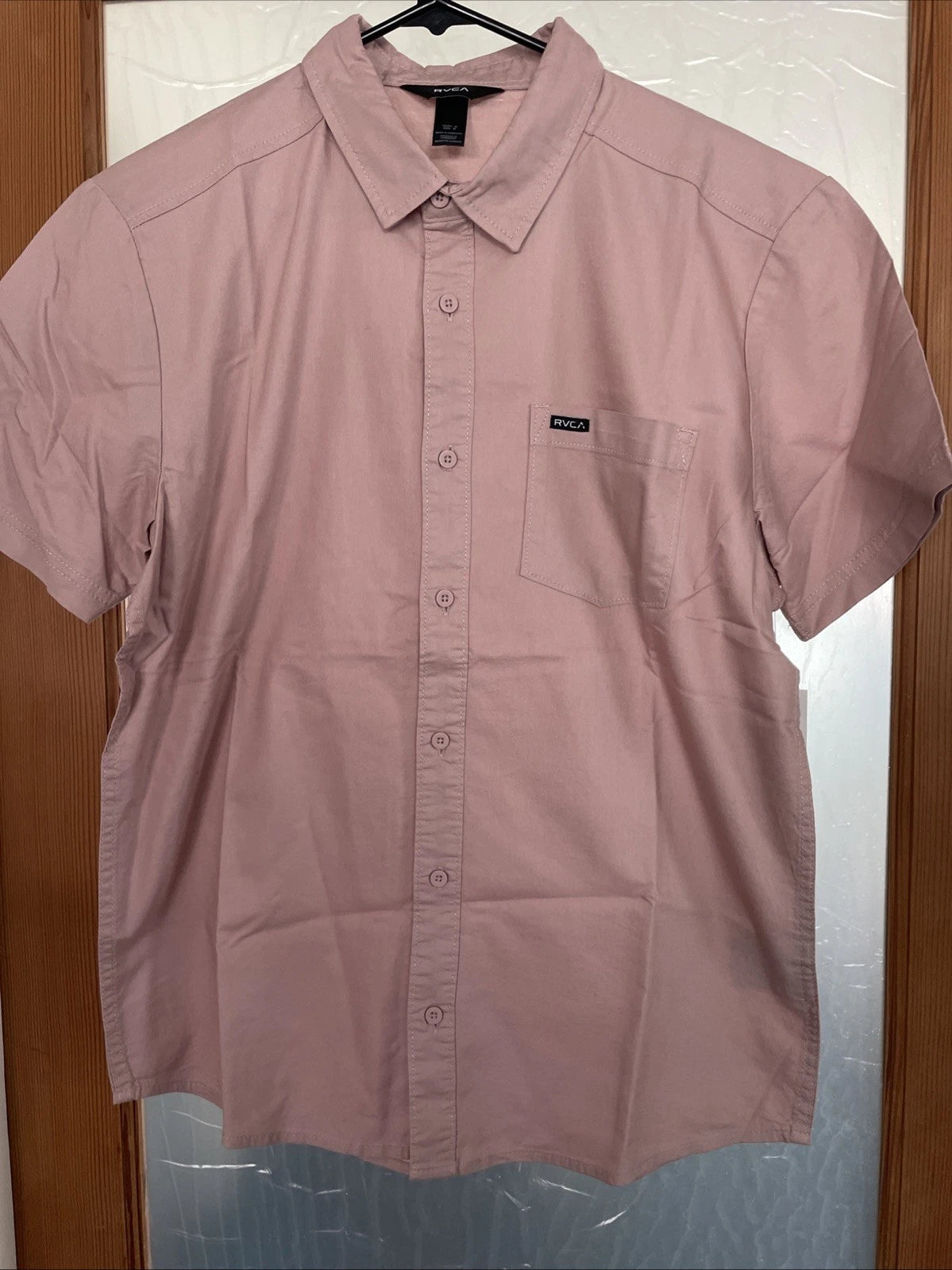 New RVCA Sport Designer Street Style Button Font Short Sleeve Shirt Size L