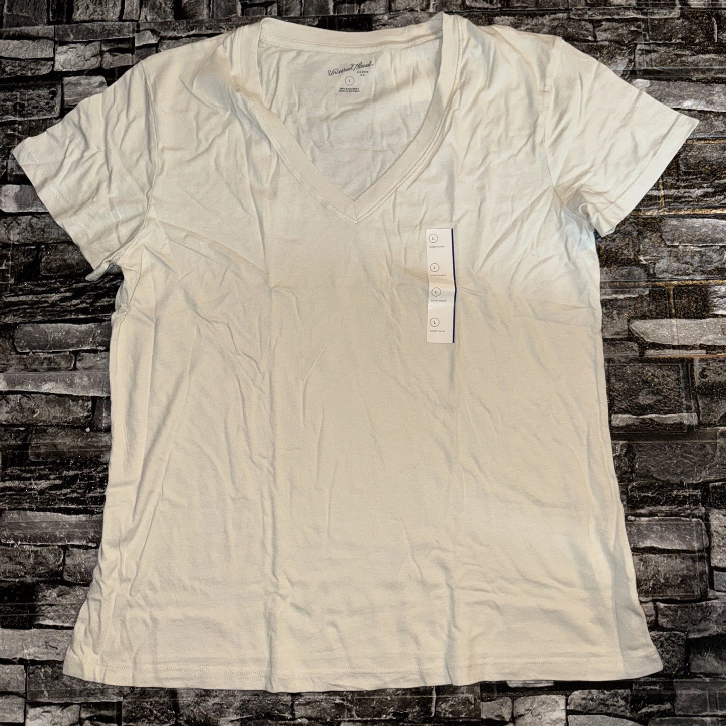 Women's Size Large  V Neck Short Sleeve T-shirt, OFF White By Universal Thread