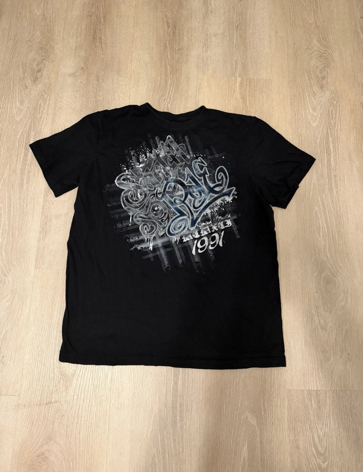 Vintage Street Style Graphic Tee Black T-Shirt 1991 Design