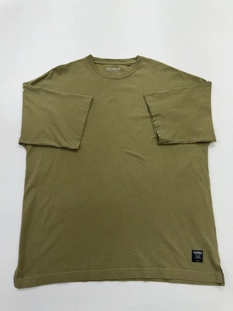Pull&Bear Mens Olive Logo T-Shirt Size M Regular Fit Tagless Crew Neck