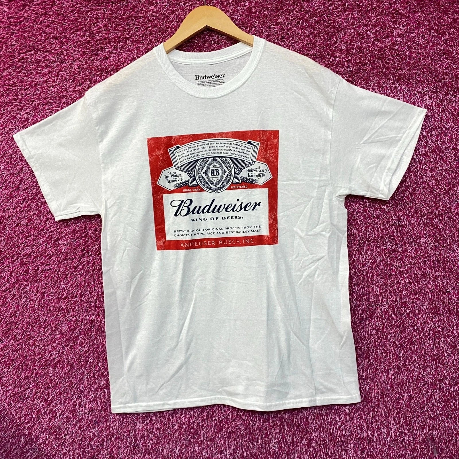 World Renowned Budweiser King Of Beers T-Shirt Large