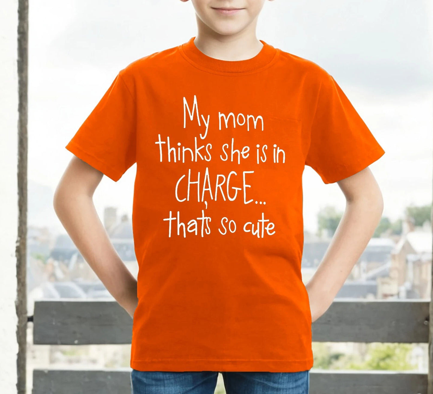 MY MOM THINKS SHE IS IN CHARGE... Childs T-Shirt Cheeky FUNNY KID'S