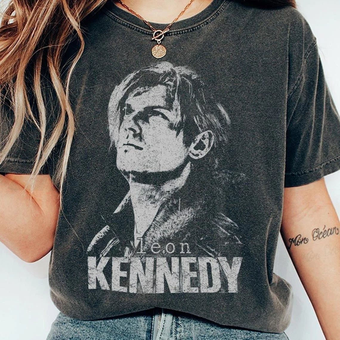 Leon S. Kennedy Vintage T-Shirt