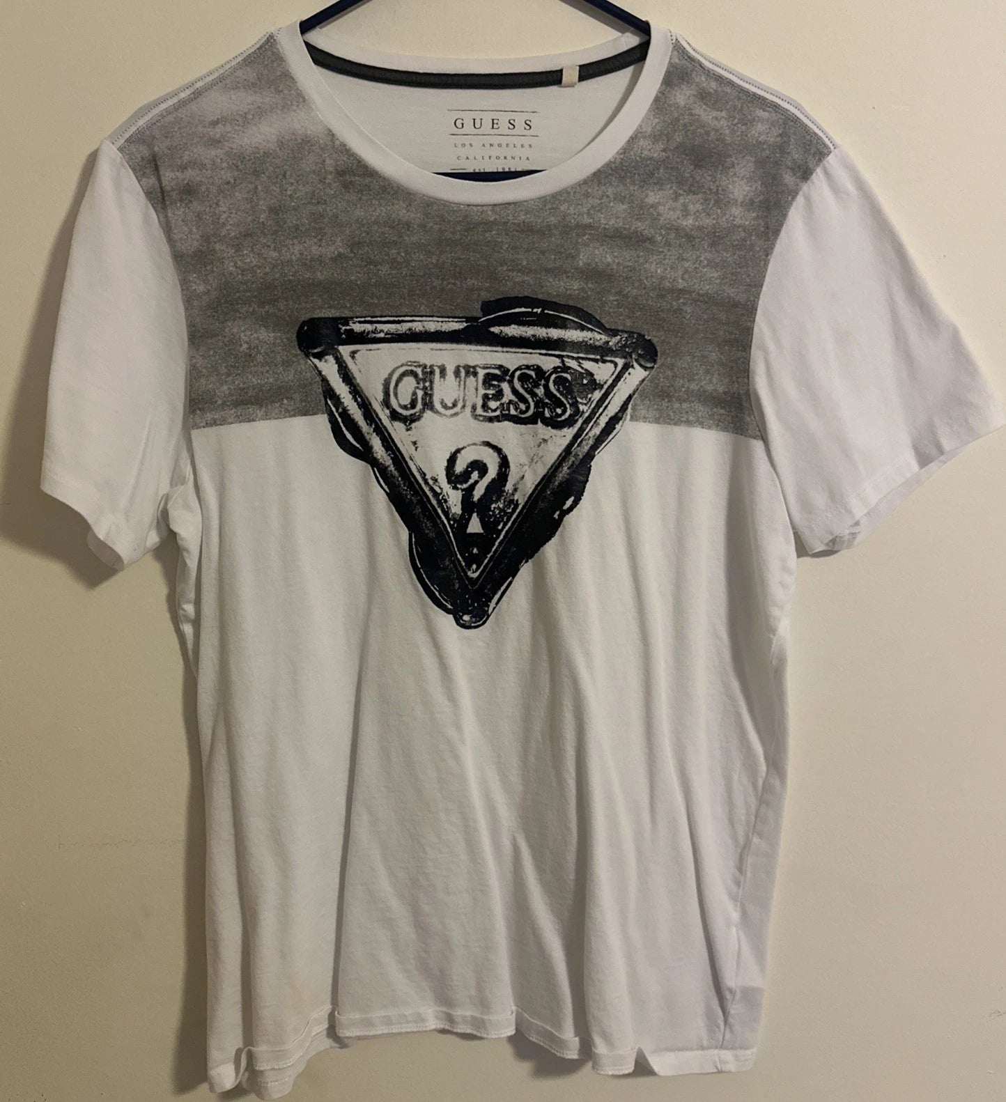 Guess White Hologram Logo Short Sleeve Crew T Shirt Size XL