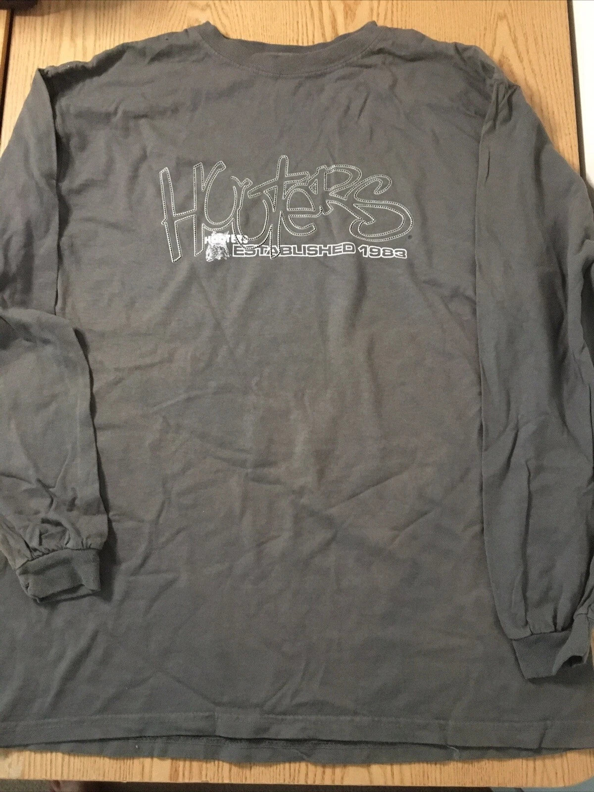 New men's HOOTERS long sleeve t-shirt dark gray cotton soft stretchy xlarge
