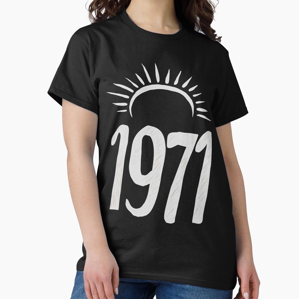 1971 T Shirt . by Nesyarat