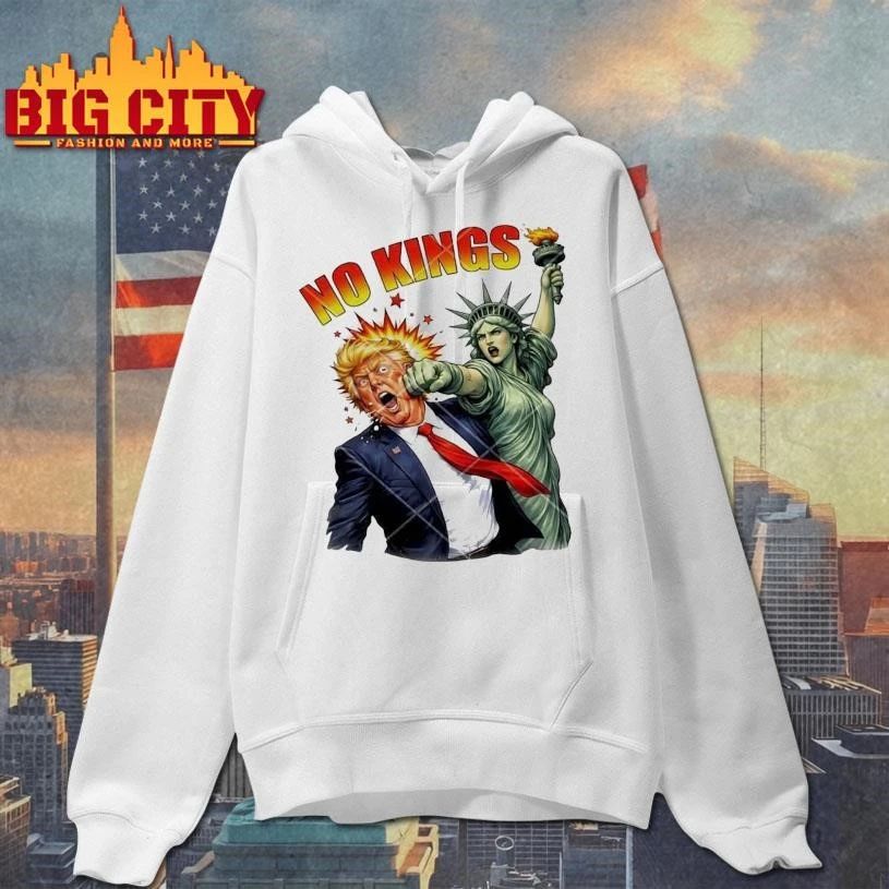 No Kings Statue Liberty punch Trump Anti-Trump Shirt