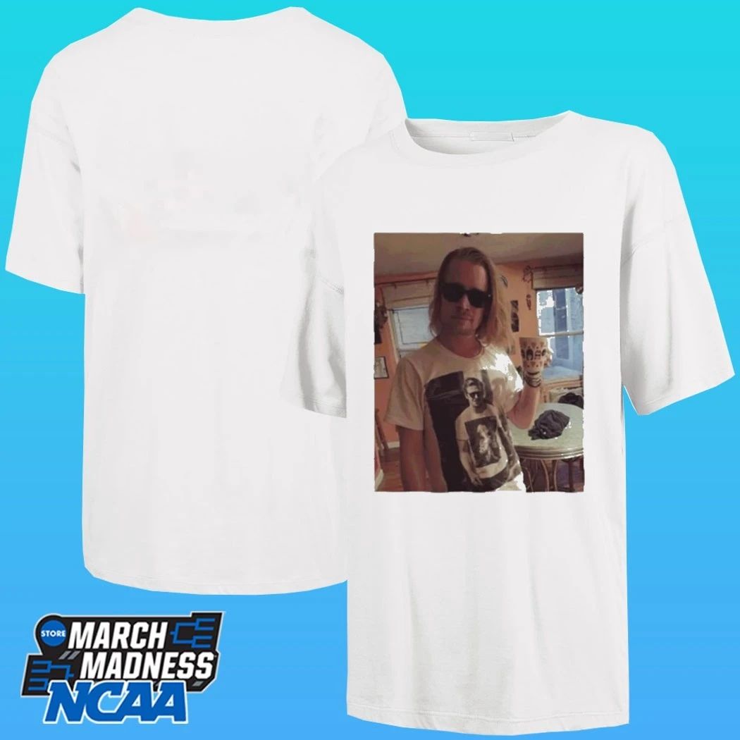 Ryan Gosling Wears Of Macaulay Culkin Wearing Ryan Gosling Shirt